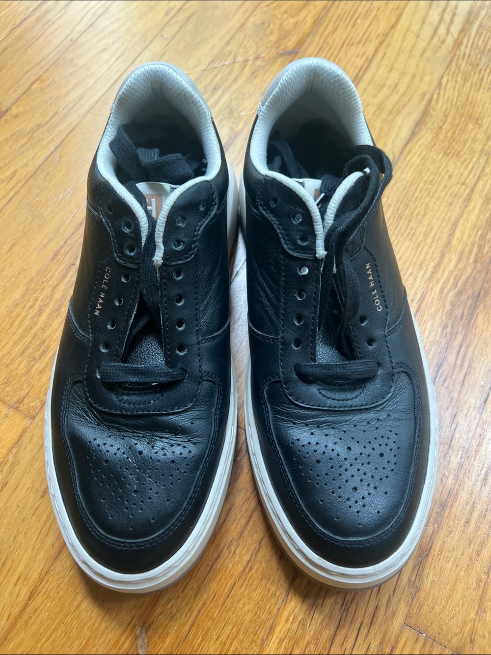 Cole Haan Women’s Black Leather Grand Pro size 8B